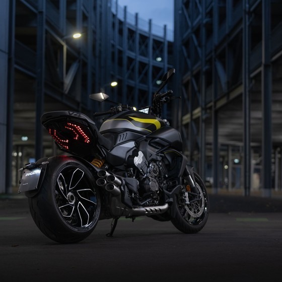 model Ducati Diavel