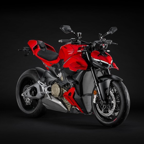 model Ducati Streetfighter V4