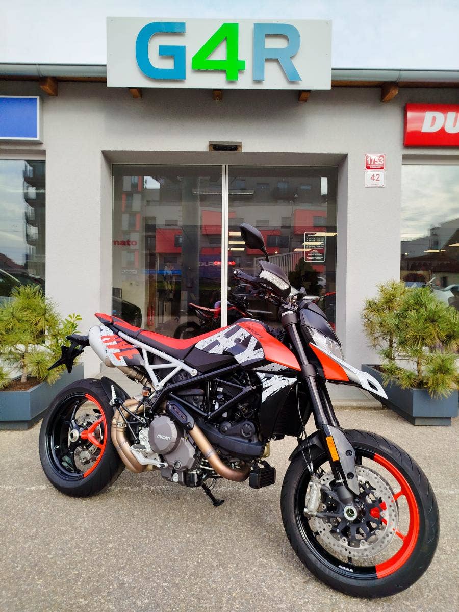 Ducati Hypermotard 950 RVE, AKCE