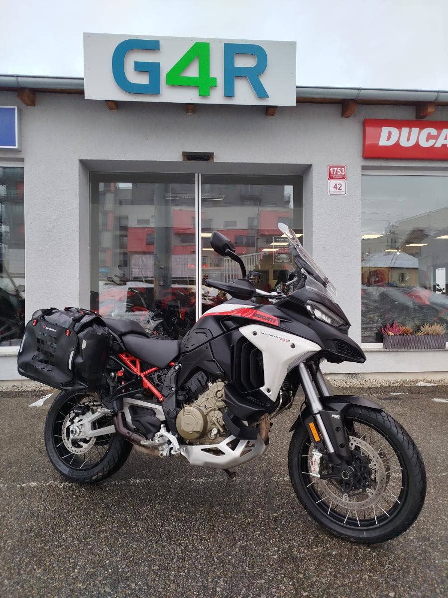 Ducati Multistrada V4 RALLY, 1. MAJITEL, ČR, ZÁRUKA, VÝBAVA, TOP CENA