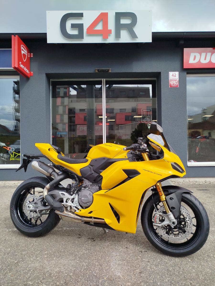Ducati Panigale V2S, ŽLUTÁ