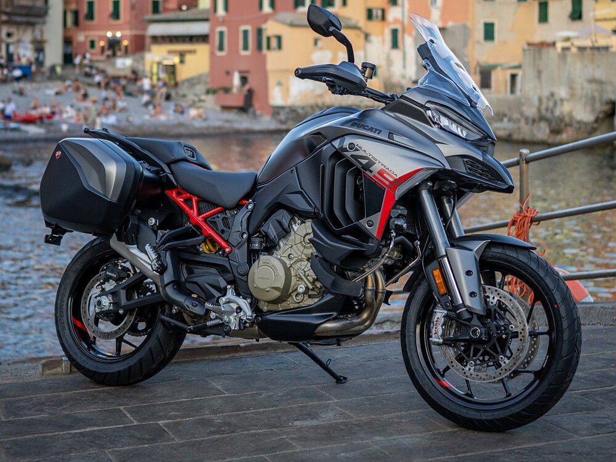 Ducati Multistrada V4 S Grand Tour 2027,  MOŽNOST REZERVACE