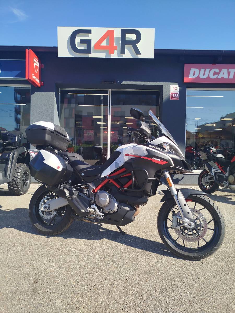 Ducati Multistrada 950 S, 1.MAJITEL V ČR, VÝBAVA, SERVISNÍ HISTORIE