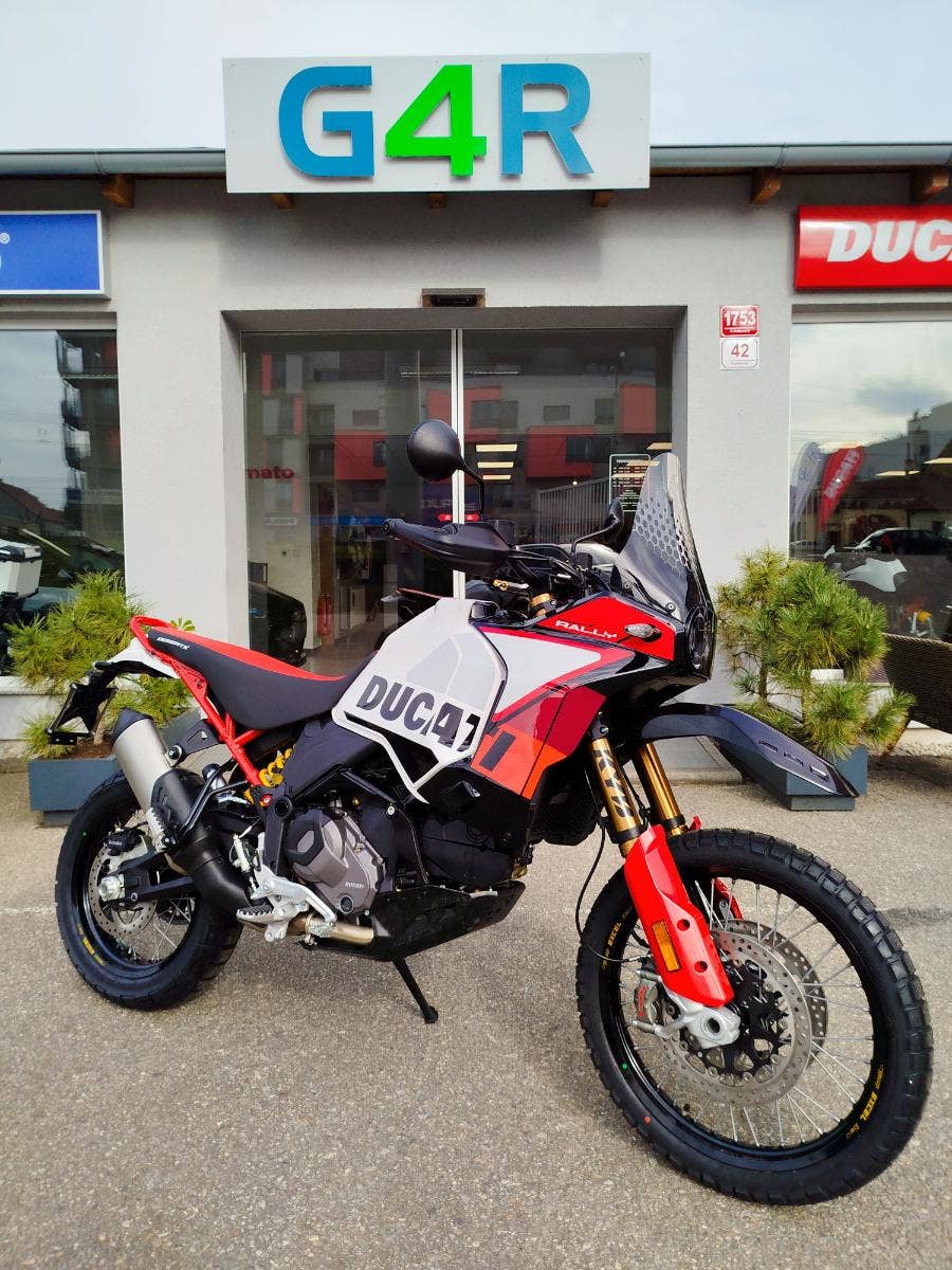 Ducati DesertX RALLY, SKLADEM, AKCE