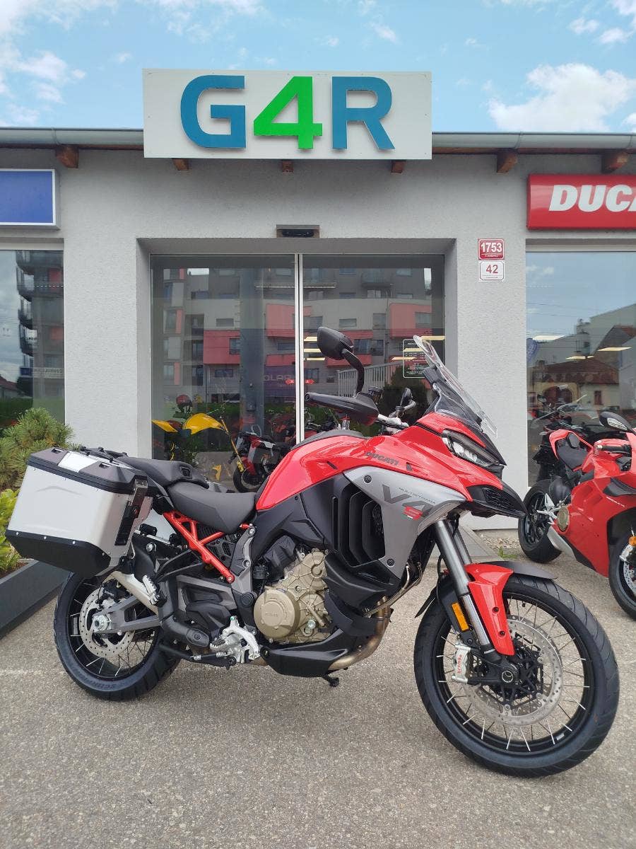 Ducati Multistrada V4 S,Adventure Travel & Radar