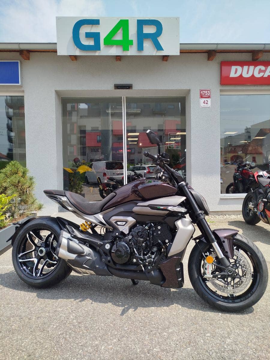 Ducati XDiavel V4