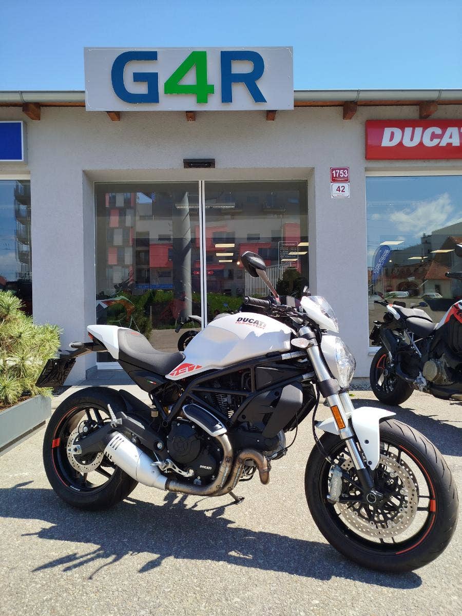Ducati Monster 797, 1. MAJITEL, NOVÝ V ČR, POUZE: 5 264 KM